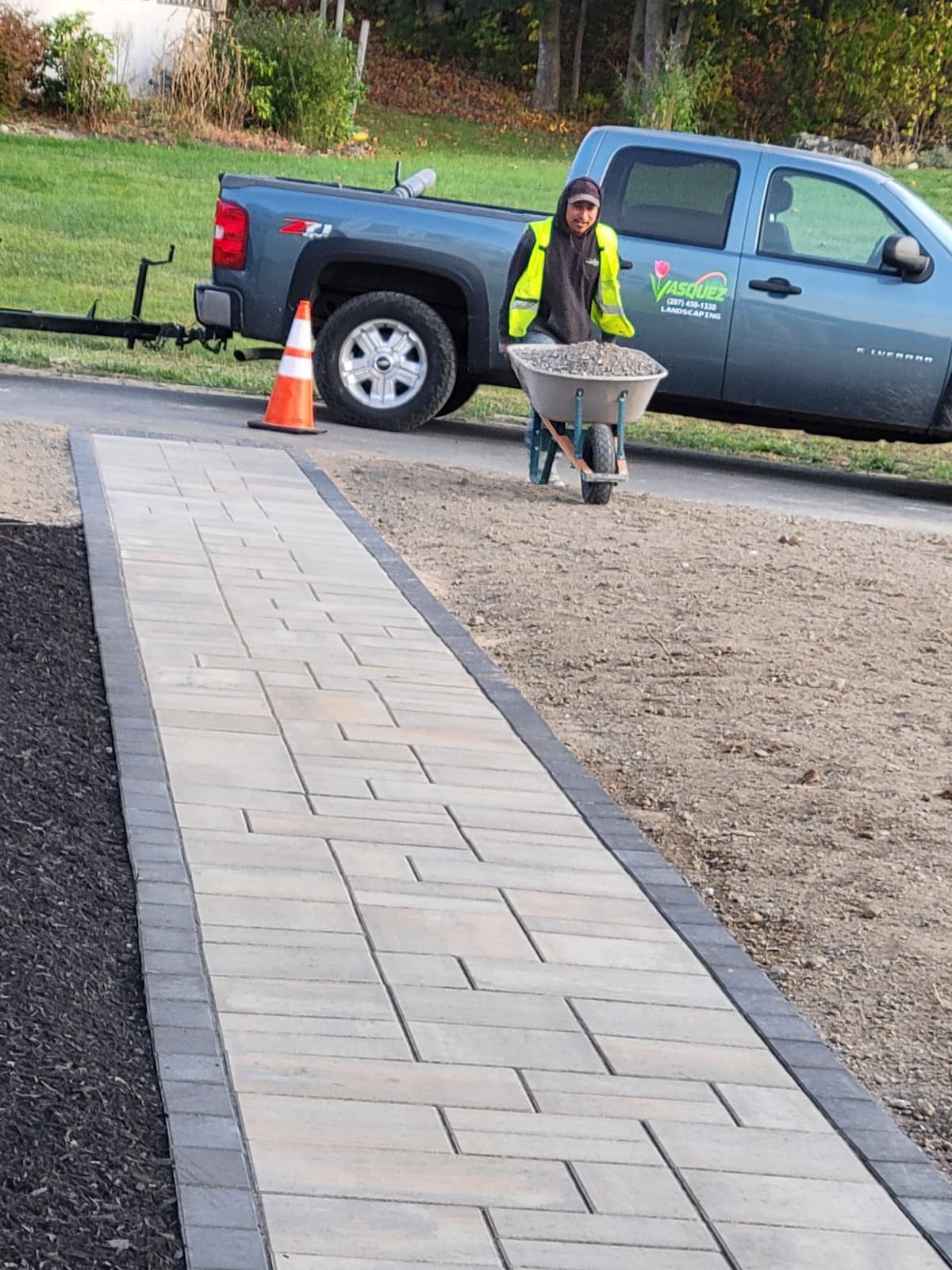 Patio and walkway construction project 36 by Vasquez Landscaping